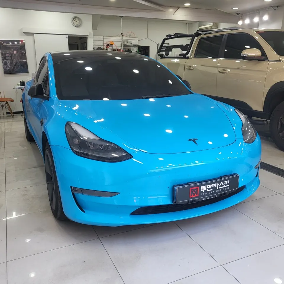 Tesla Model 3のカーラッピング事例|費用目安・仕上がり 施工写真 1-1