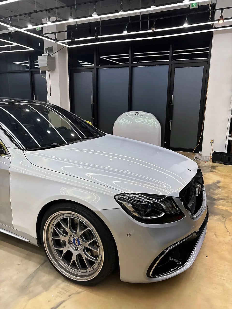 BMW M5のPPF施工事例|費用目安と仕上がり 施工写真 1-3