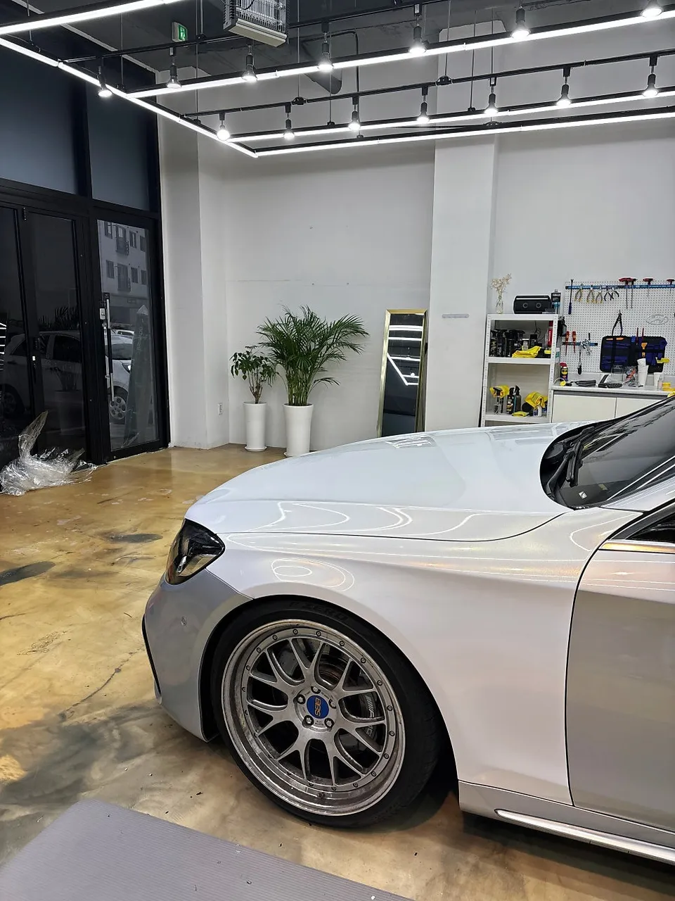 BMW M5のPPF施工事例|費用目安と仕上がり 施工写真 2-3