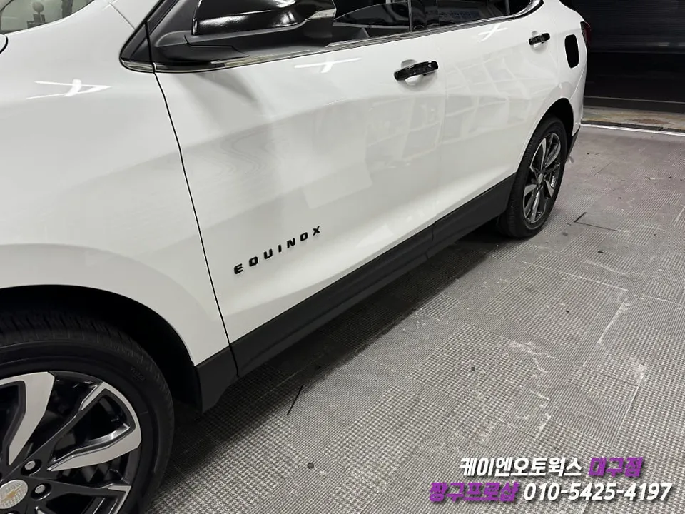 Chevrolet Equinox body kit - Chevrolet Equinox Side Steps Review — Enhanced Entry photo 3