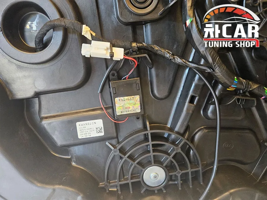 KG Mobility Actyon lighting upgrade - KGM SsangYong Actyon Door Spot LED Upgrade Review photo 3