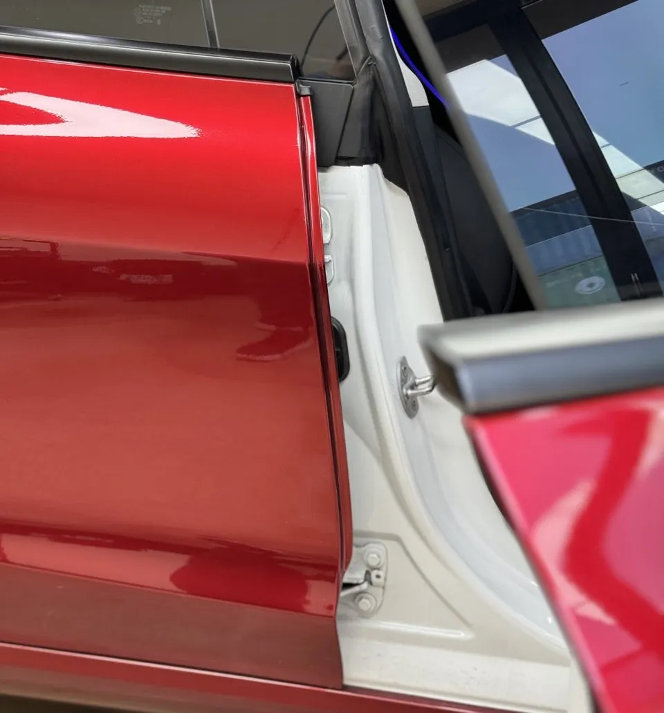 Tesla Model 3のカーラッピング事例 施工写真 6
