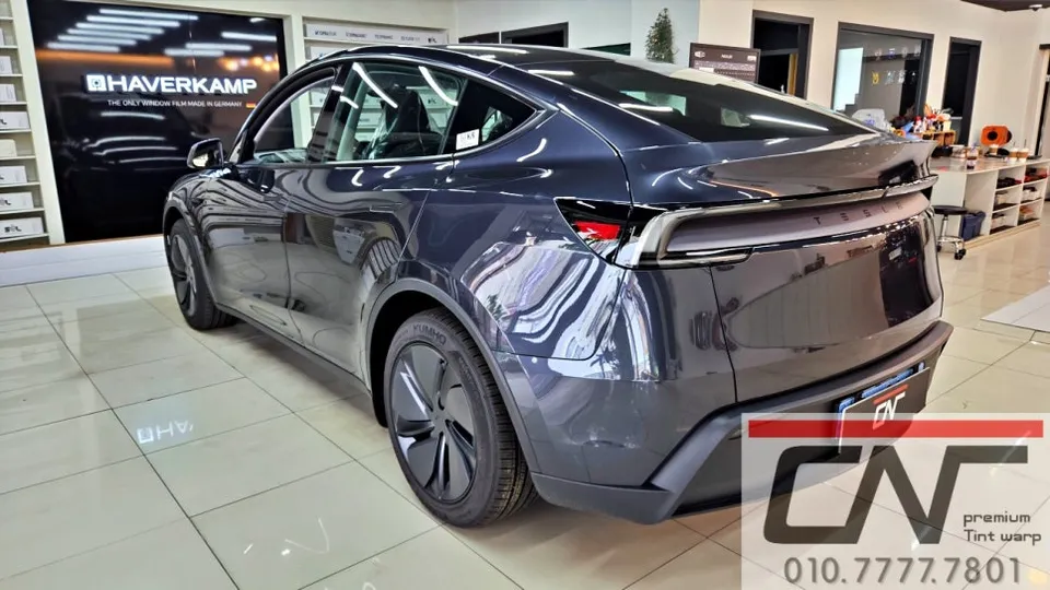 Tesla Model Y Juniperのカーフィルム施工事例 施工写真 4