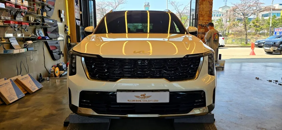 Kia Sorento MQ4 body kit installation result
