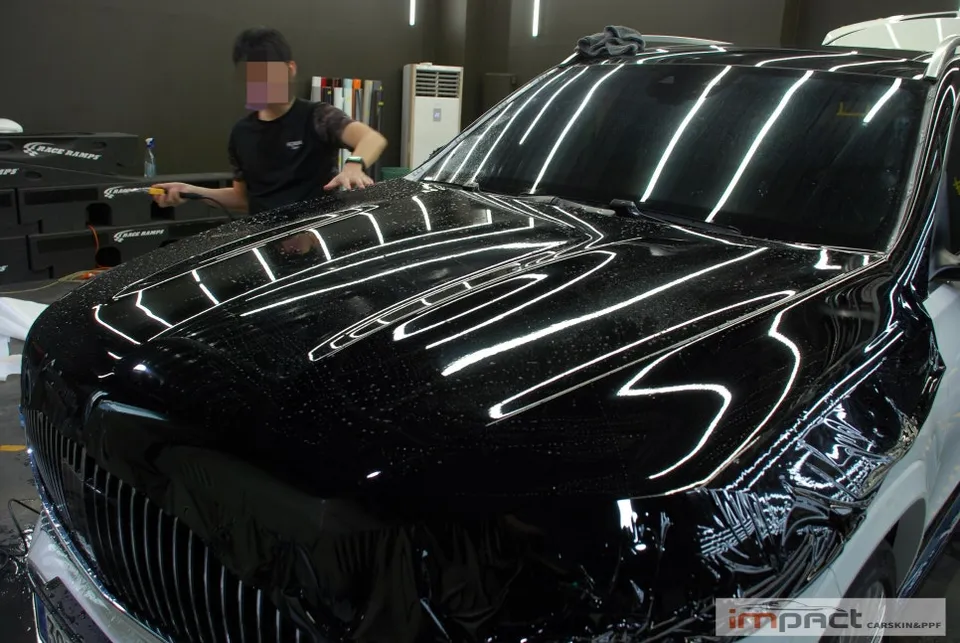 Mercedes-Benz MaybachのPPF施工事例|費用目安・仕上がり 施工写真 1-2