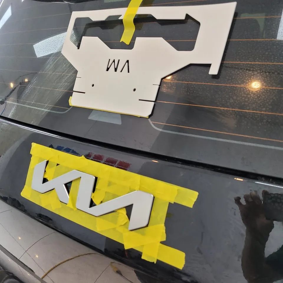 Kia EV9 vinyl wrap - Kia EV9 Vinyl Wrap: Chrome Delete Customization Review photo 3