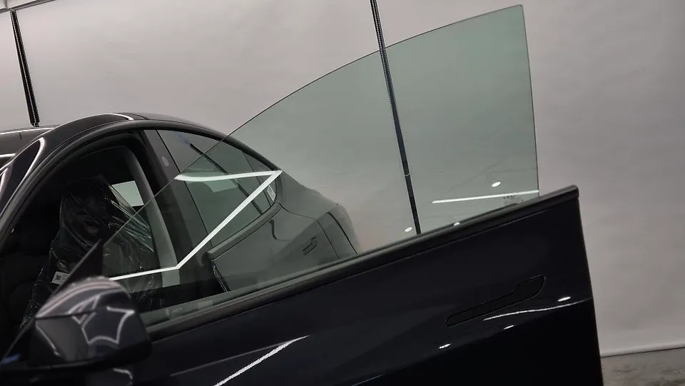 Tesla Model Y ppf - Tesla Model Y PPF Review — Invisible Shield for Lasting Shine photo 4
