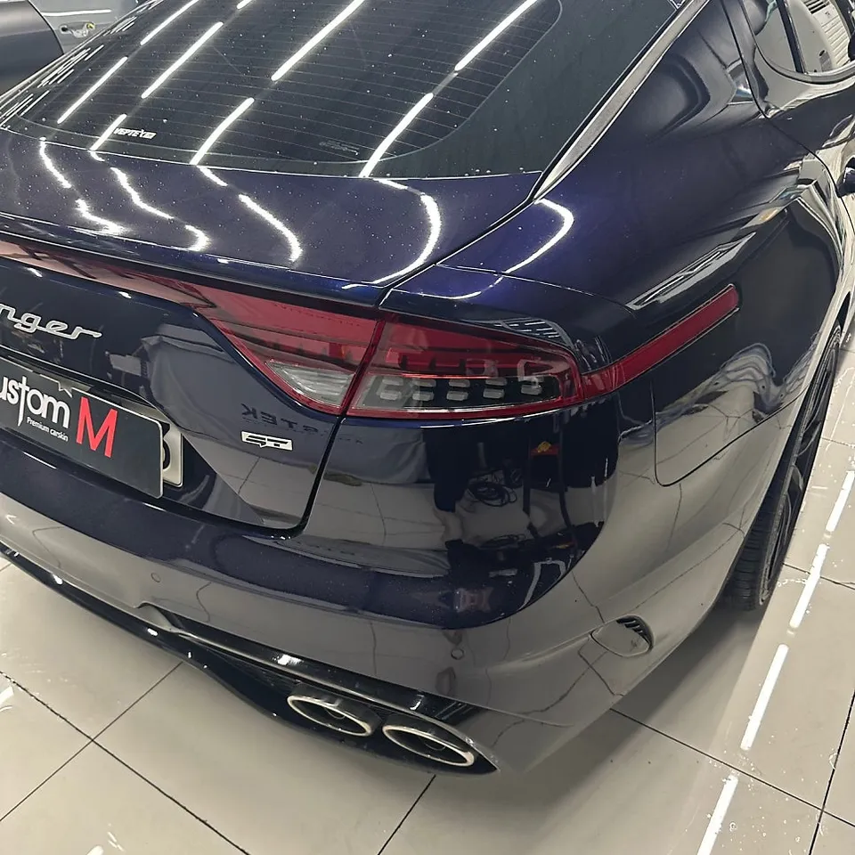 Kia Stinger PPF施工事例｜ヘッドライトの保護とドレスアップ 施工写真 3-2