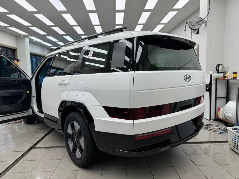 Hyundai Santa Fe MX5 vinyl wrap - Hyundai Santa Fe MX5 Vinyl Wrap Review: Cost & Results photo 5