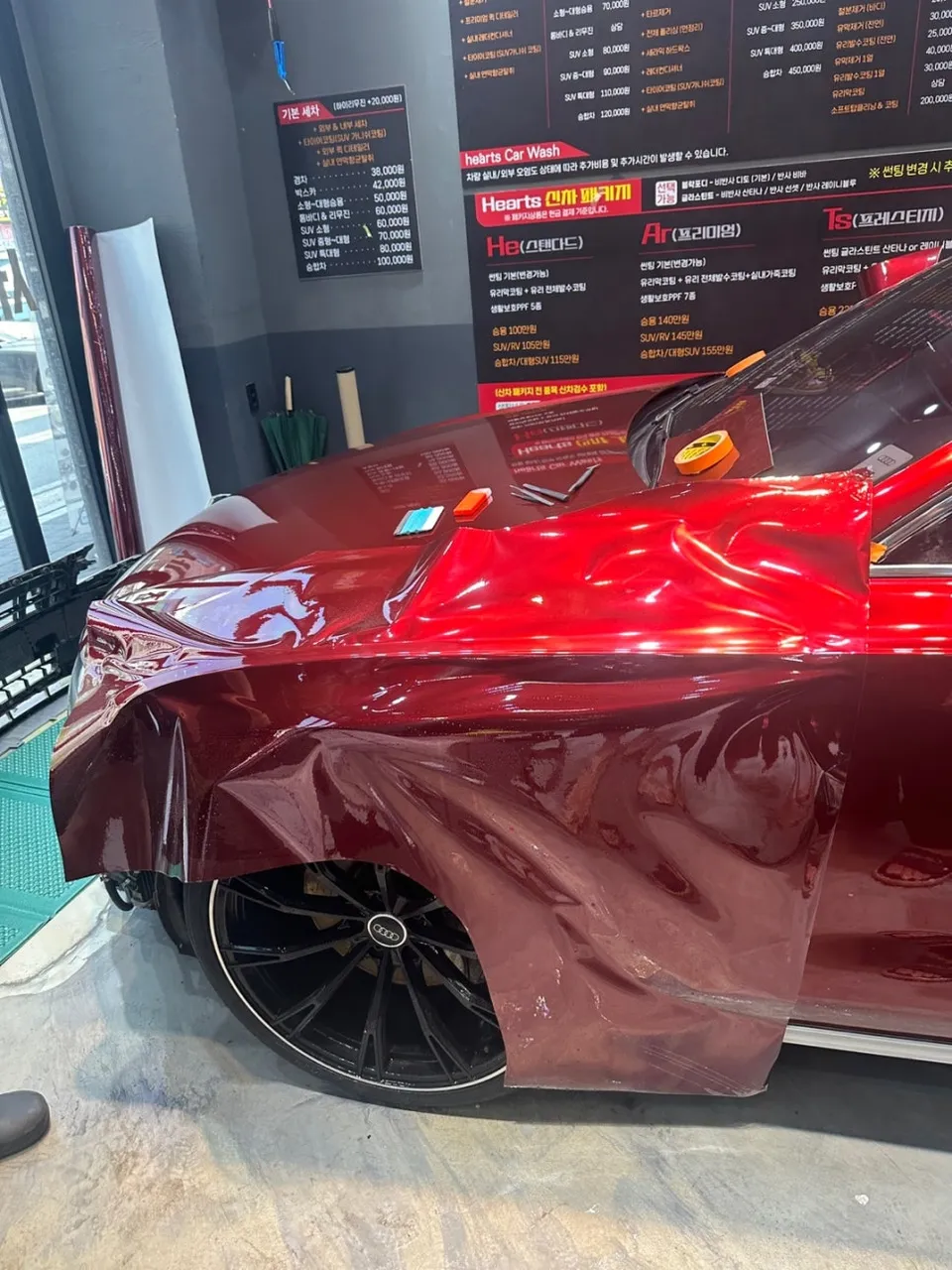 Audi RSのPPF施工事例|費用目安・仕上がり 施工写真 3-1