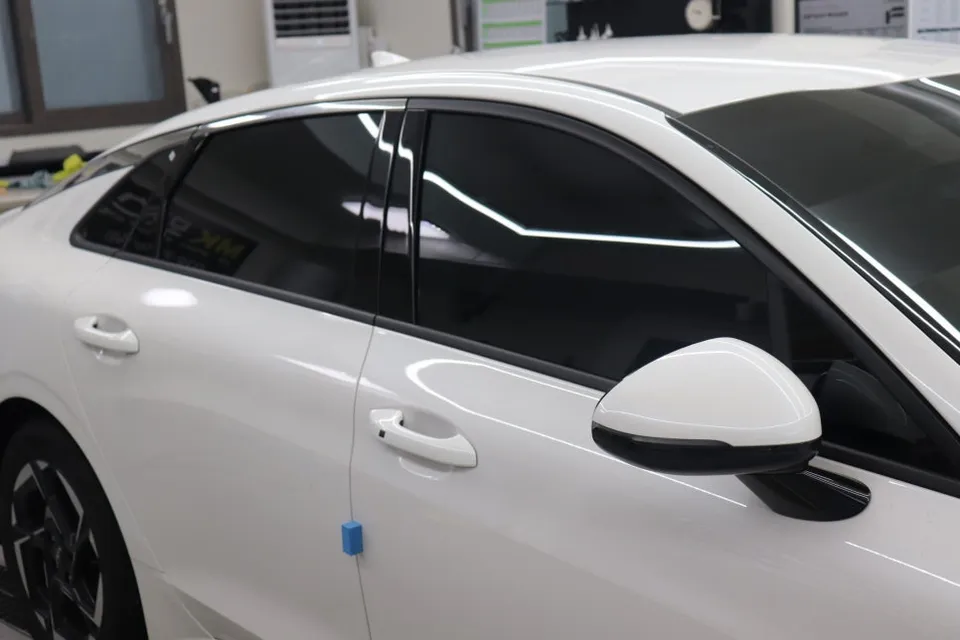Kia K5 カーフィルム施工事例｜費用目安・仕上がり 施工写真 2-2