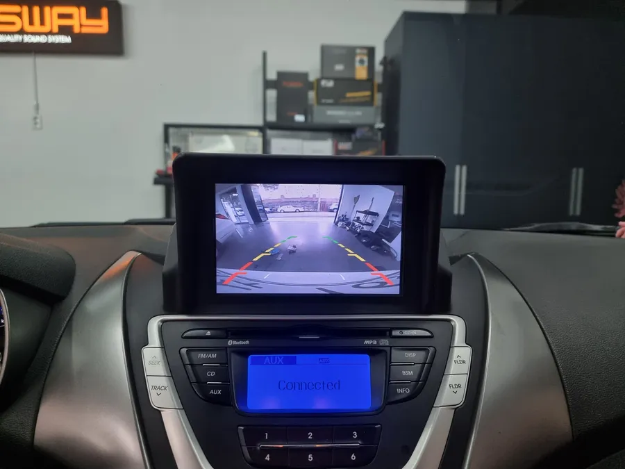 Hyundai Elantra MDのドライブレコーダー取付事例 施工写真 2-2