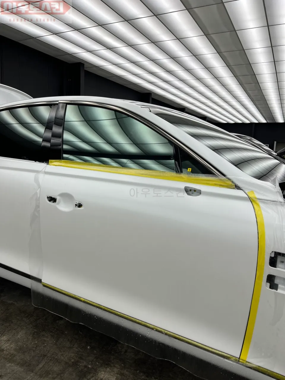 Genesis G80 SportのPPF施工事例｜無光カラー保護 施工写真 1-2
