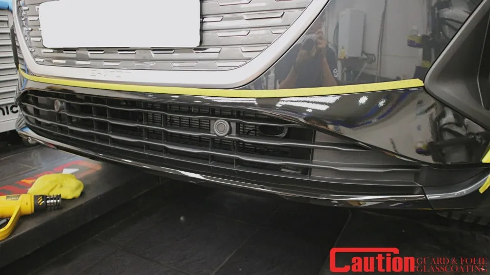 Audi Q4 e-tron vinyl wrap - Audi Q4 e-tron Vinyl Wrap Review: Cost & Results photo 5
