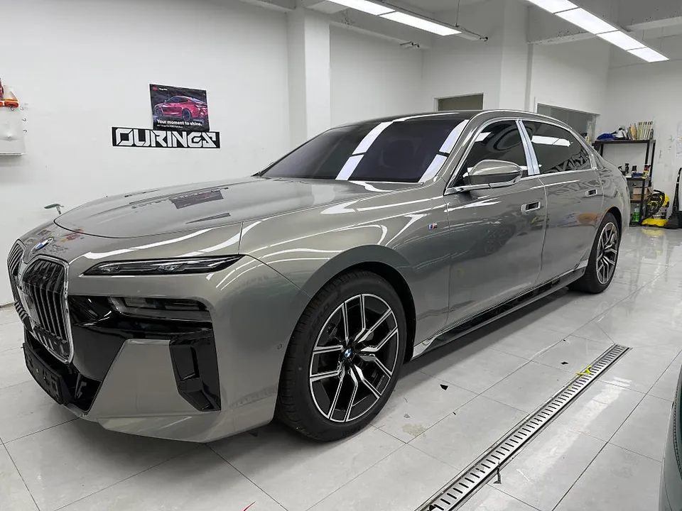 BMW 7 SeriesのデュオトーンPPF施工事例|韓国実例 施工写真 2-1