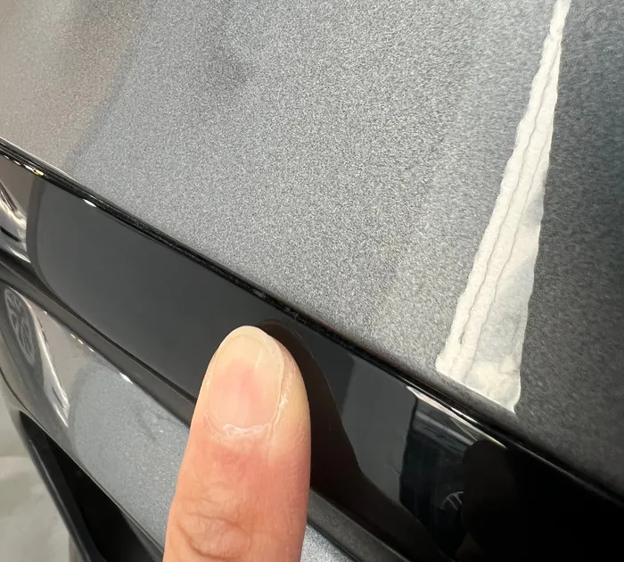 Mercedes-Benz GLSのカーラッピング事例|費用目安・仕上がり 施工写真 1-2