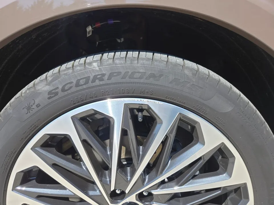 Hyundai Palisade Wheel Repair Review — Black Gloss Finish photo 4