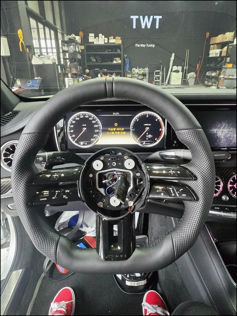 Mercedes-Benz Mercedes ambient lighting - Mercedes-Benz Ambient Lighting Upgrade Review photo 3