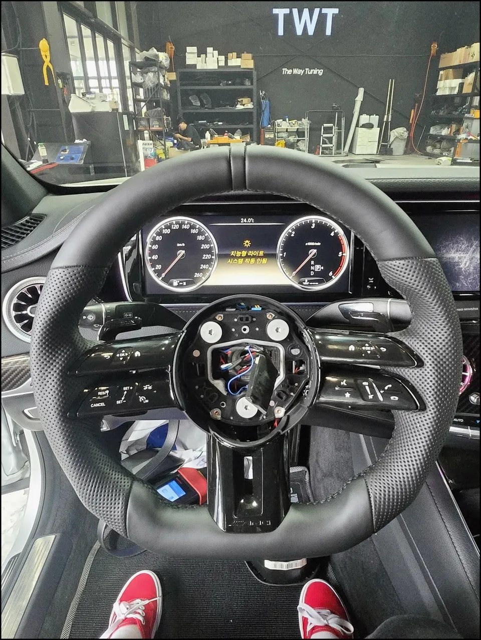 Mercedes-Benz Mercedes ambient lighting - Mercedes-Benz Ambient Lighting Upgrade Review photo 4