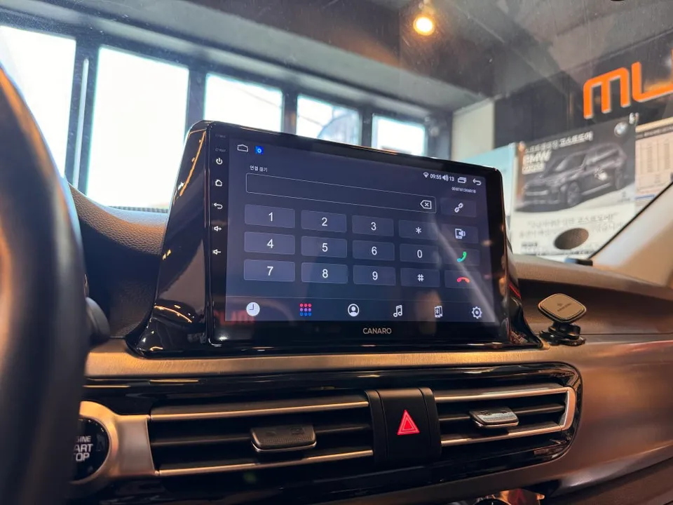 KiaのAndroid Auto・CarPlay取付事例 施工写真 2-2