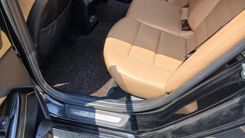 Kia K7 paint correction - Kia K7 Paint Correction Review: Swirl Removal & Results photo 4