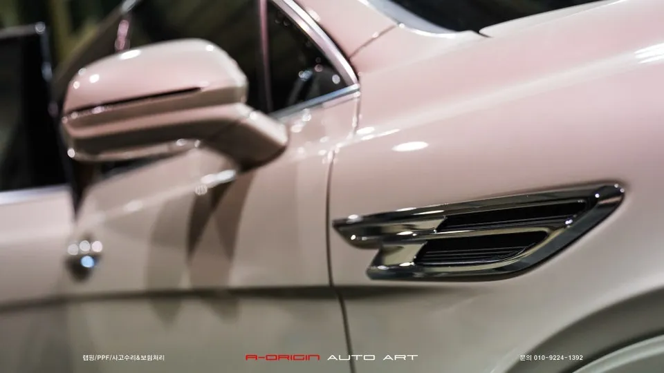 Bentley BentaygaのPPF施工事例|費用目安・仕上がり 施工写真 1-2