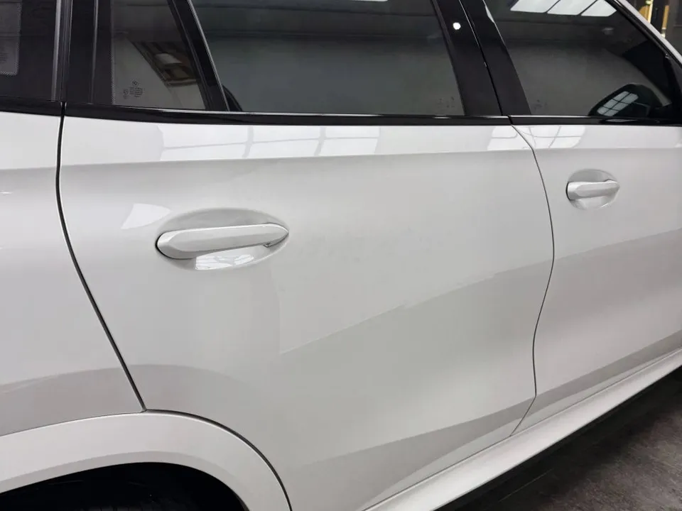 BMW X6のPPF施工事例 施工写真 3-2