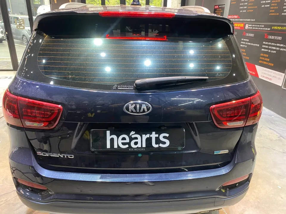 Kia Sorento UMのガラスコーティング事例 施工写真 4