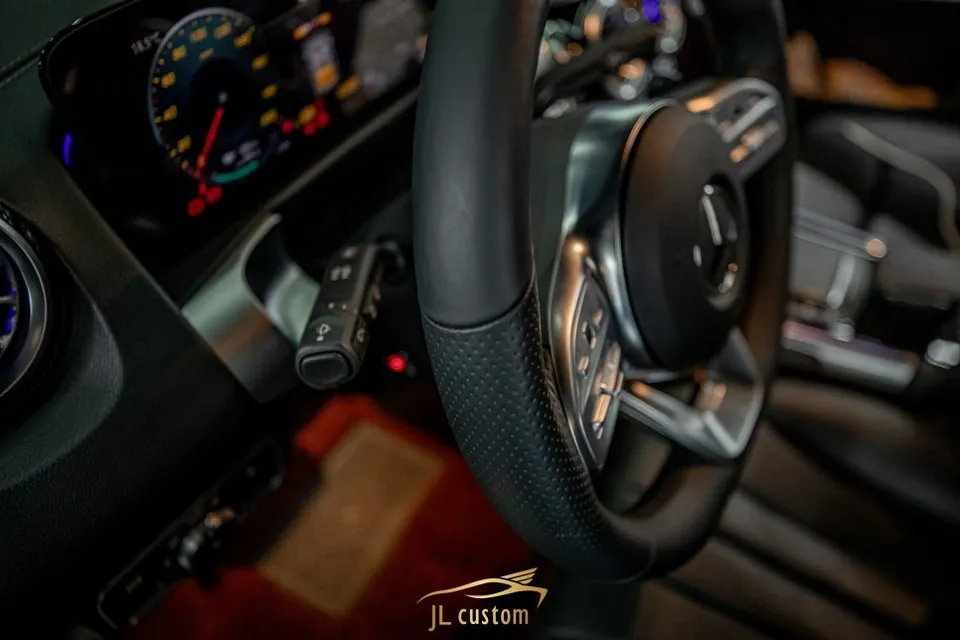 Mercedes-Benz EQB seat climate - Mercedes-Benz EQB Heated Seats Review — Essential Winter Comfort photo 7