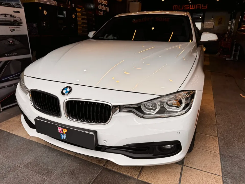 BMW F30 Steering Wheel Customization Review — Enhanced Driving Ex