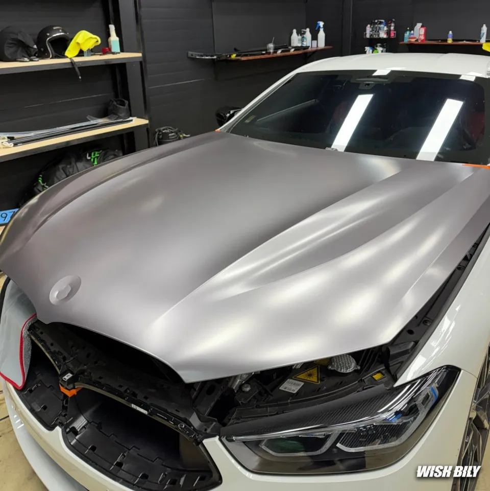 BMW 8 Seriesのカーラッピング事例｜無光カーボン調 施工写真 2-3