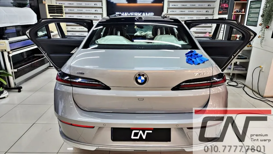 BMW 7 Seriesのカーフィルム施工事例｜費用目安・仕上がり 施工写真 2-2