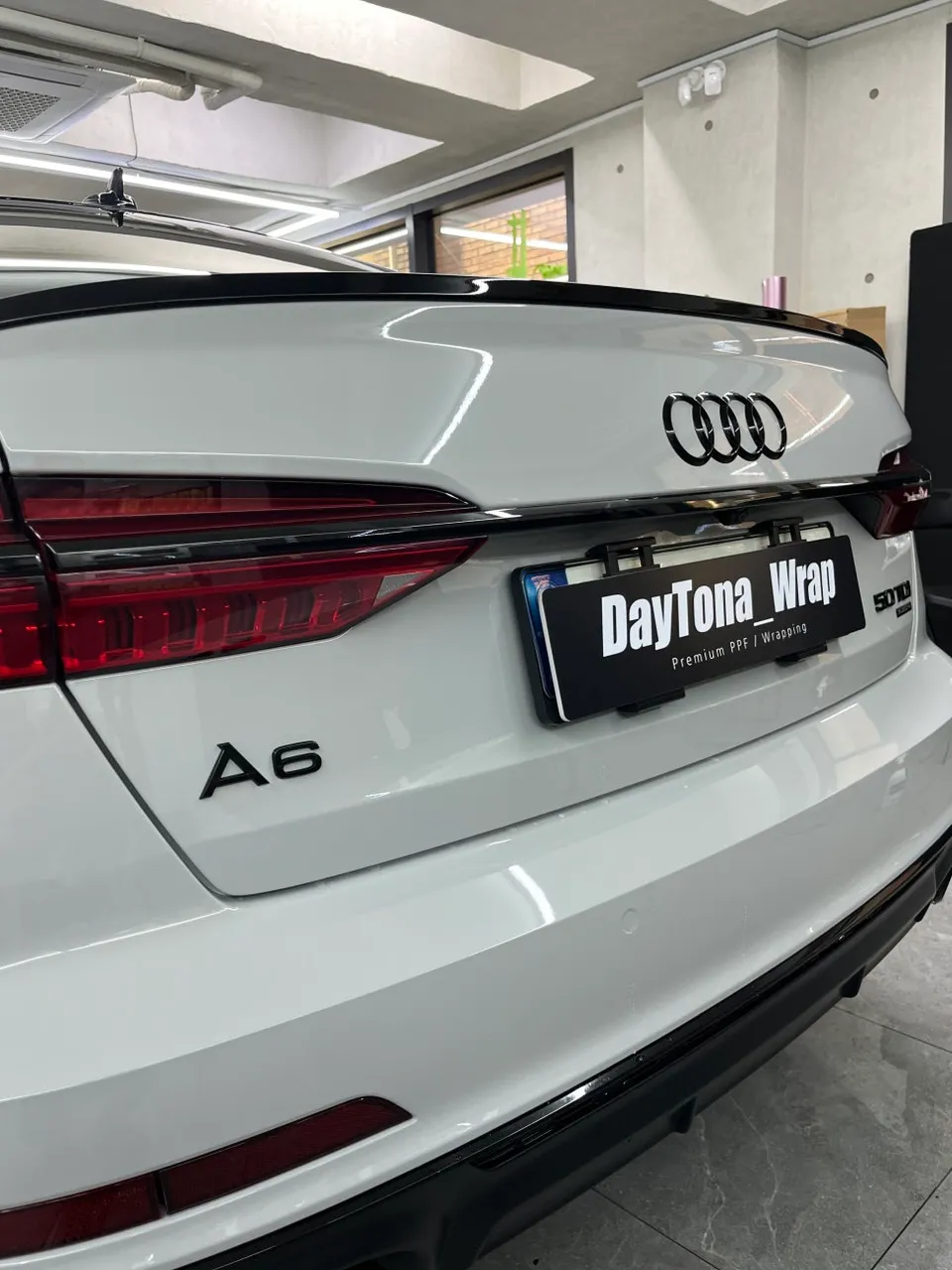 Audi A6 vinyl wrap - Audi A6 Vinyl Wrap Review: Volcano Gray High Gloss Transformation photo 5