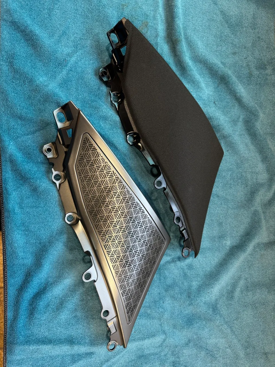BMW 520i G60 car audio - BMW 520i G60 Car Audio Upgrade: Premium Speaker Installation photo 4