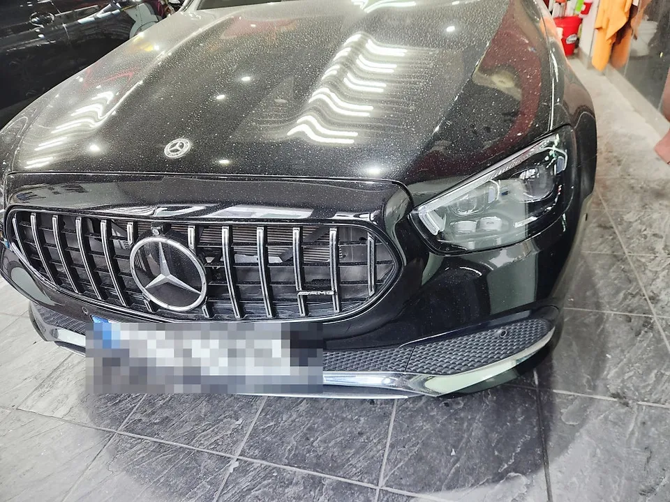Mercedes-Benz E-Class body repair installation result