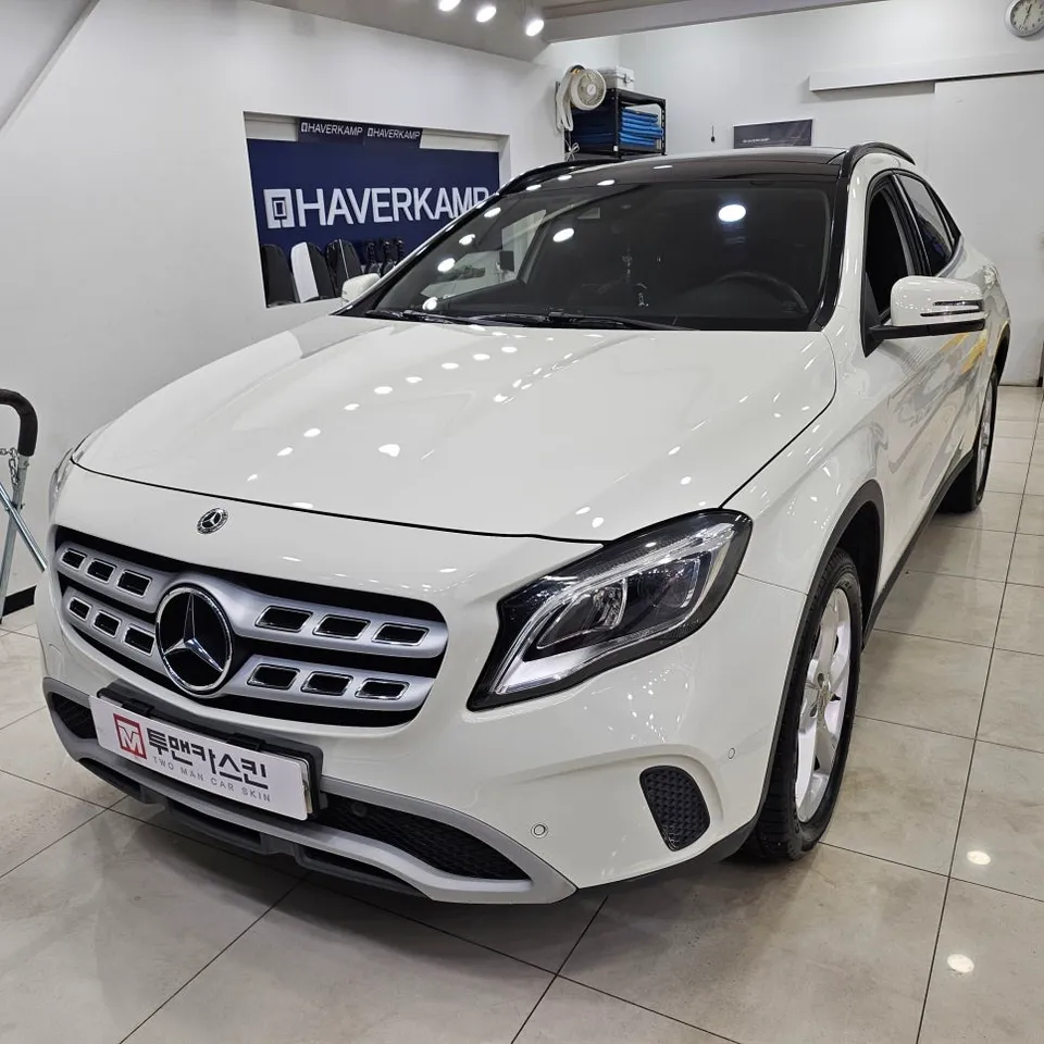 Mercedes-Benz GLAのカーラッピング事例|費用目安・仕上がり 施工写真 1-1