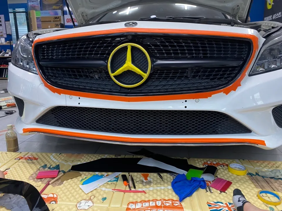 Mercedes-Benz CLAのカーラッピング事例｜費用目安・仕上がり 施工写真 1-2