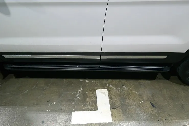 Ford Explorer body kit - Ford Explorer Body Kit Installation Review photo 4
