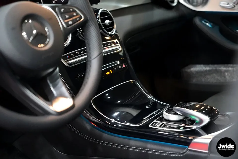 Mercedes-Benz GLCのPPF施工事例|韓国実例 施工写真 4-1