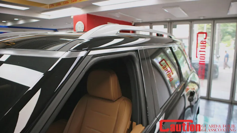 Hyundai Palisade LX3のカーラッピング事例|クロームパーツをブラック化 施工写真 1-2