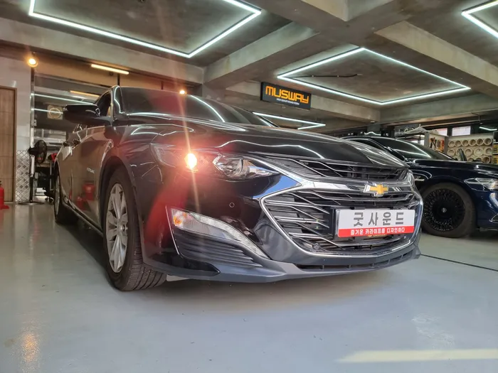Chevrolet MalibuのAndroid Auto・CarPlay取付事例 写真