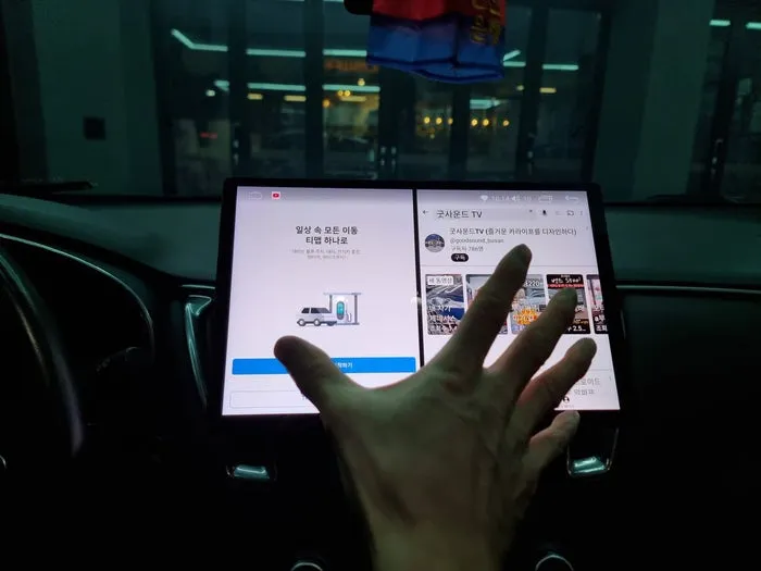 Chevrolet MalibuのAndroid Auto・CarPlay取付事例 施工写真 3