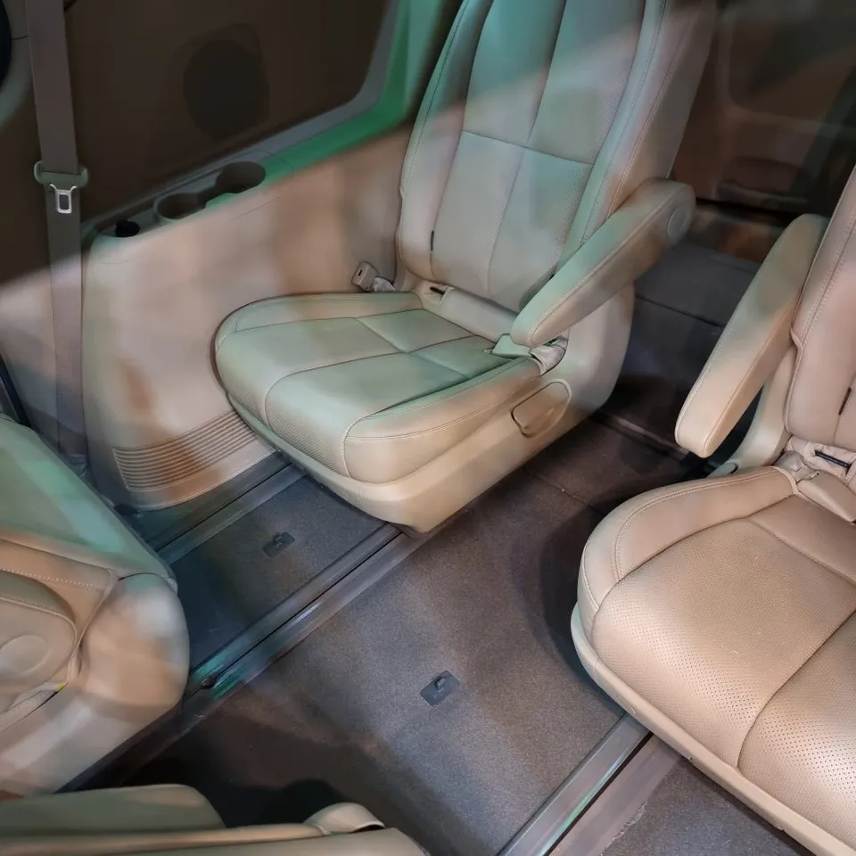 Kia Carnival paint correction - Kia Carnival Paint Correction Review: Results & Cost photo 5