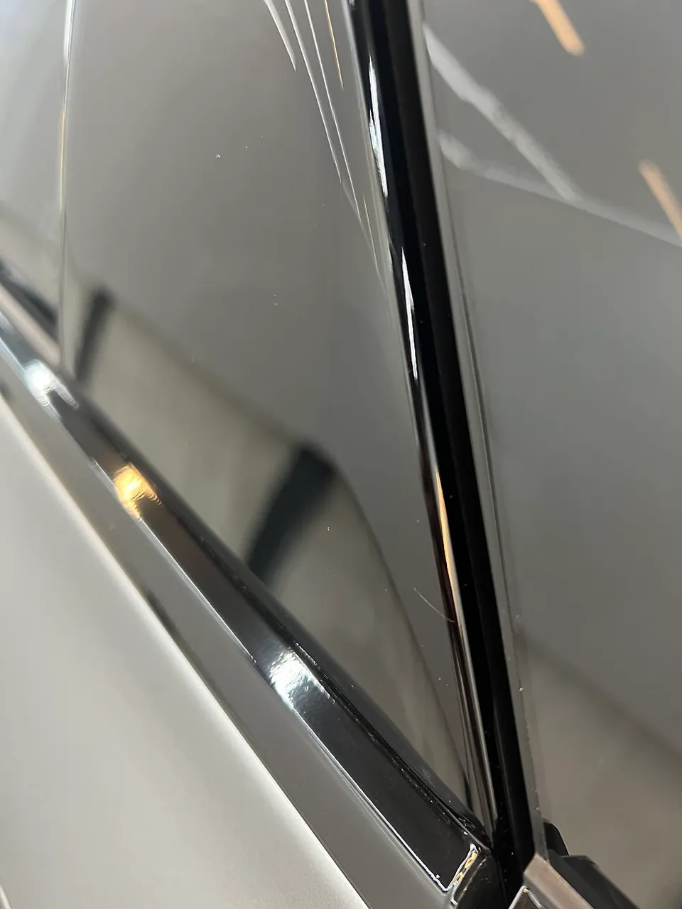 Kia K8 chrome delete - Kia K8 Chrome Delete Review: Gloss Black Trim Transformation photo 5