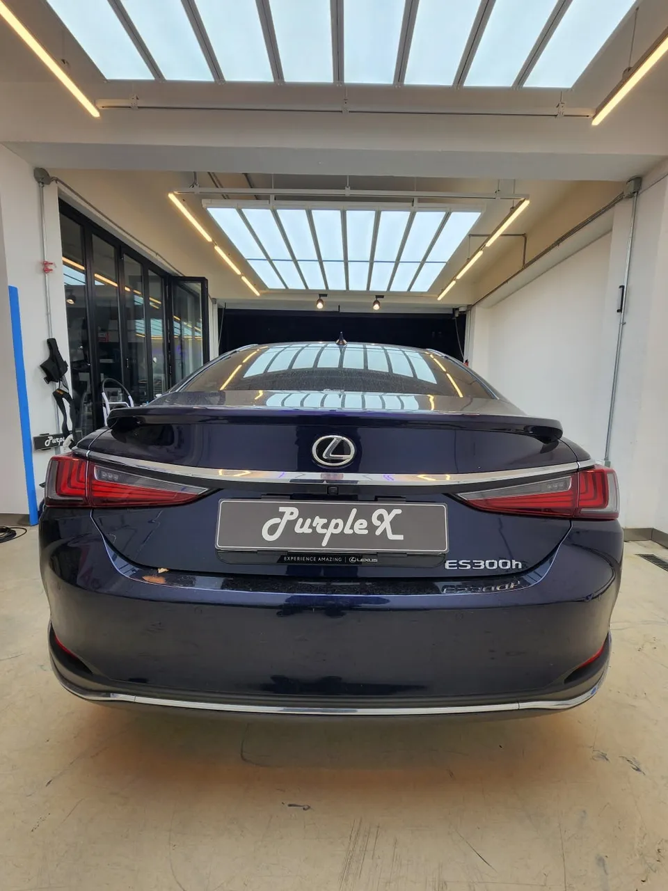 Lexus ES 300hのガラスコーティング事例 施工写真 3-1
