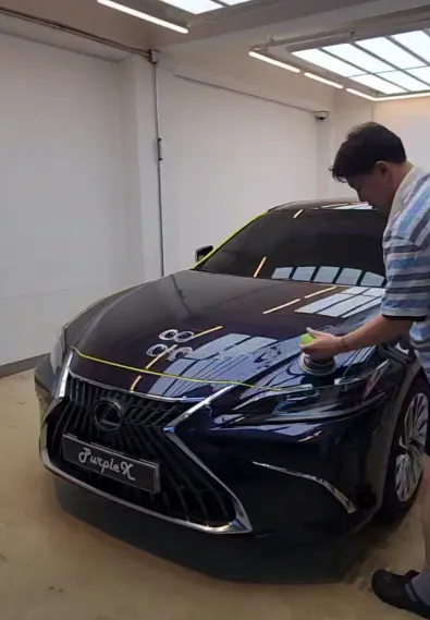 Lexus ES 300hのガラスコーティング事例 施工写真 3-2