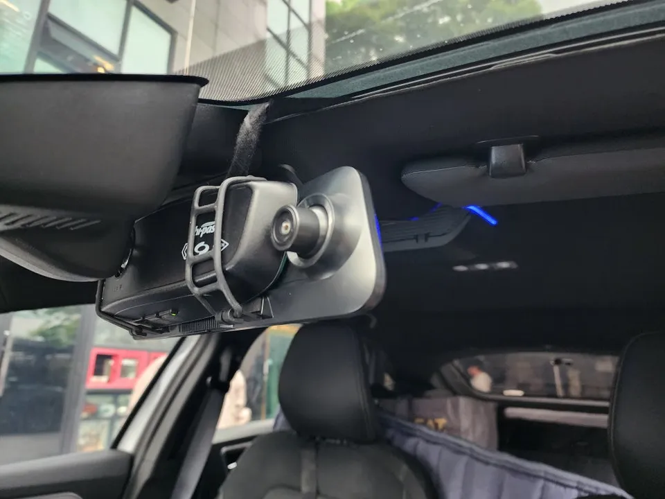 Renault Korea XM3 dash cam - Renault Korea XM3 Dash Cam Installation Review photo 3