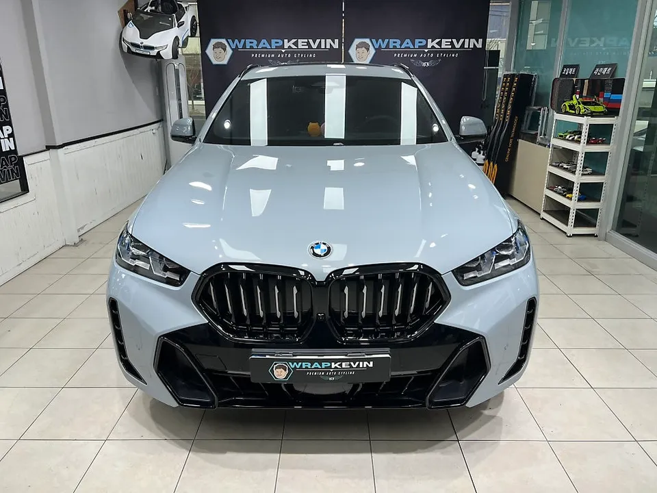 BMW X6 G06 カーラッピング事例|費用目安・仕上がり 施工写真 2-3