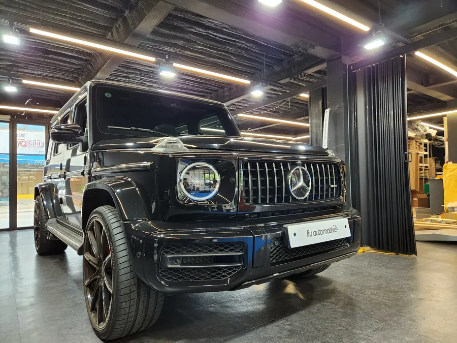 Mercedes-Benz G-Wagon ghost door - Mercedes-Benz G-Wagon Ghost Door Review — Enhanced Convenience photo 4