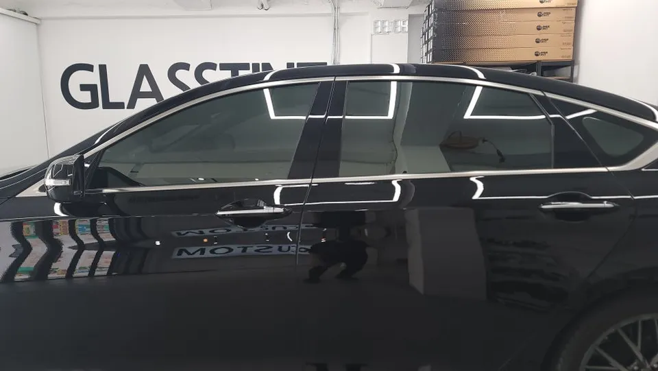 Mercedes-Benz S-Classのカーフィルム施工事例|費用目安・仕上がり 施工写真 4-1